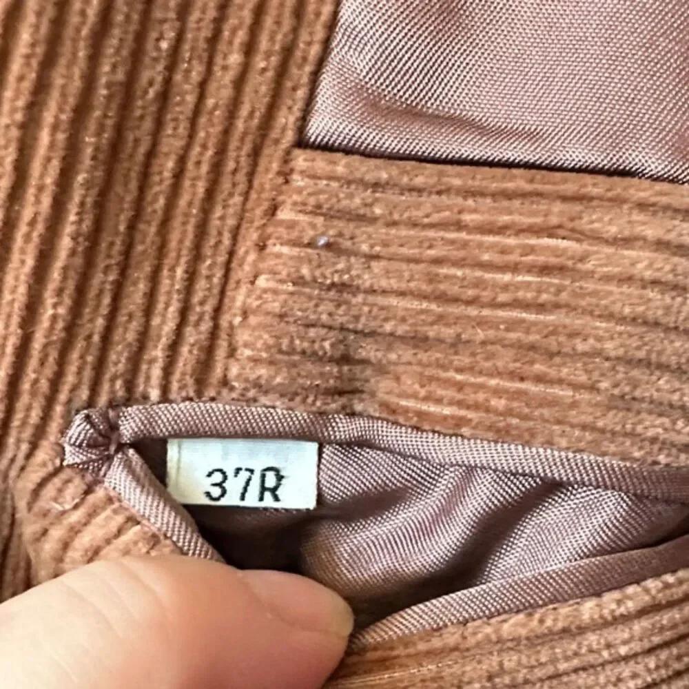Vintage Corduroy Lapel Blazer Mens 37R Two Buttons Leisure Sport Coat Jacket